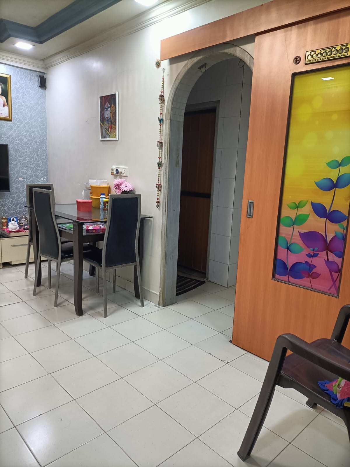 2 BHK 750 Sq.Ft. Apartment in Mandakini CHS Mulund