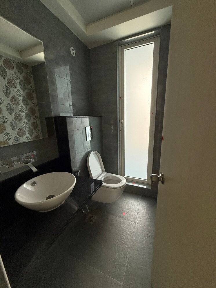 Bathroom, k-raheja-vivarea-bangalore 4 Bedroom 3436 Sq.Ft. Apartment In Koramangala Bangalore 9048834