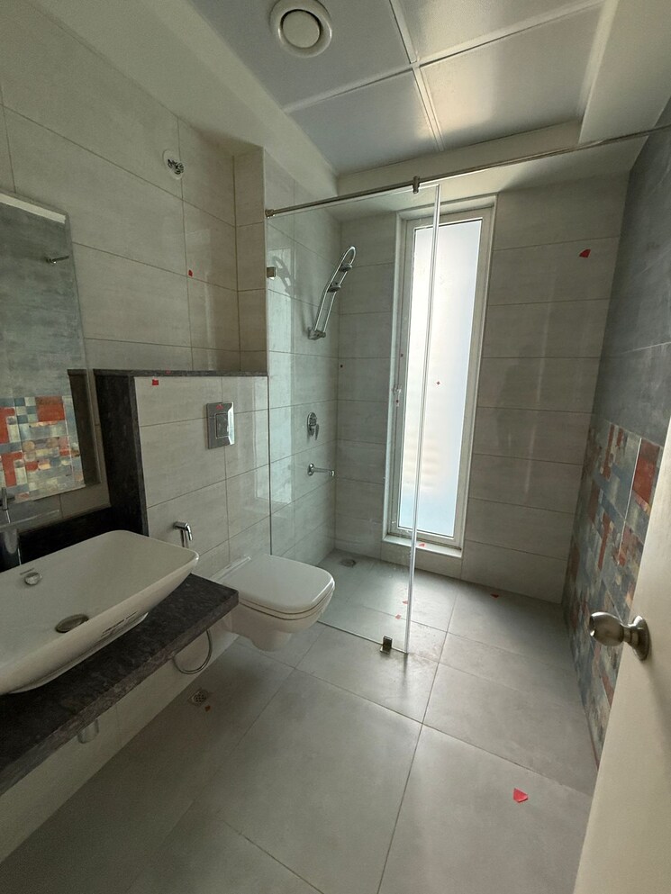 Bathroom, k-raheja-vivarea-bangalore 4 Bedroom 3436 Sq.Ft. Apartment In Koramangala Bangalore 9048834
