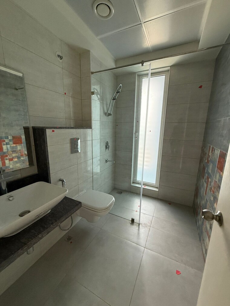 Bathroom, k-raheja-vivarea-bangalore 4 Bedroom 3436 Sq.Ft. Apartment In Koramangala Bangalore 9048834