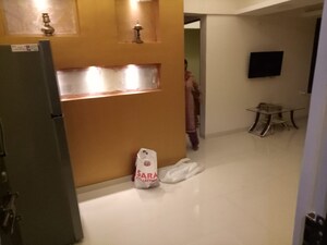 Room in 1 BHK Apartment at Lokpuram CHS, Vasant Vihar – for Sale