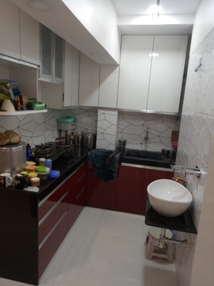 Team Area, lokpuram-chs 1 Bedroom 500 Sq.Ft. Apartment In Vasant Vihar Thane 9048836