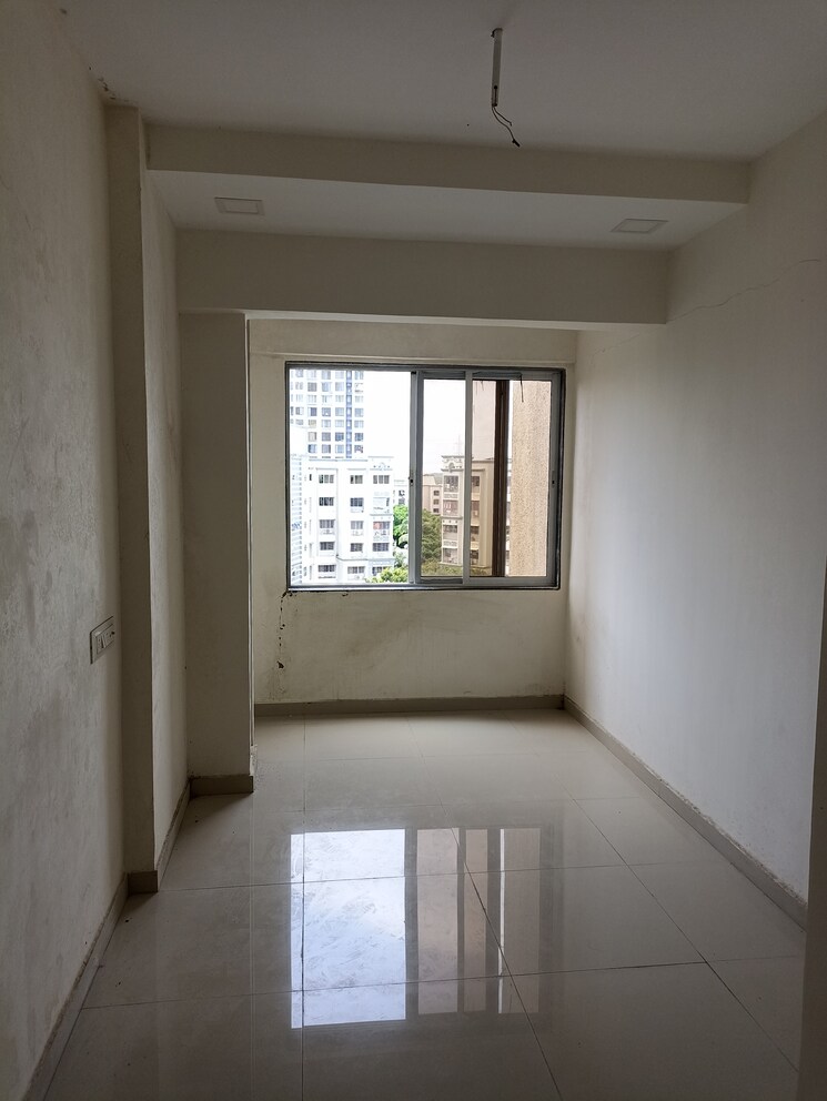 Room, kandarpada 1 RK 325 Sq.Ft. Apartment In Kandarpada Mumbai 9048827