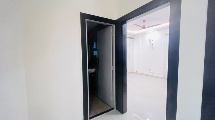 undefined, sector 19 dwarka 3 Bedroom 2000 Sq.Ft. Apartment In Sector 19 Dwarka Delhi 9048876