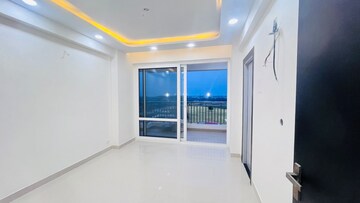 Room in 3 BHK Apartment at Sector 19 Dwarka – for Rent