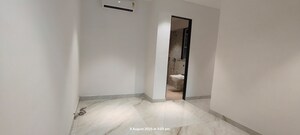 Room in 2 BHK Apartment at Mulund East – for Sale
