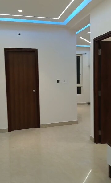 Room in 3 BHK Apartment at Aurobindo Kohinoor, Serilingampally – for Rent
