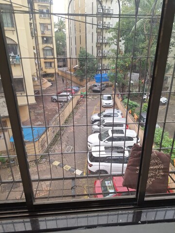 Balcony in 1 BHK Apartment at Vaishnav Apartment Andheri, Andheri East – for Rent