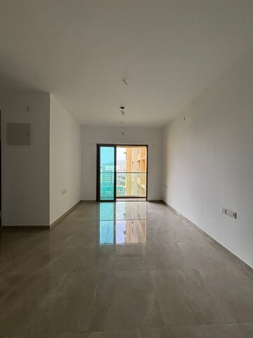 Room in 2 BHK Apartment at Sheth Vasant Blossom, Marol – for Rent