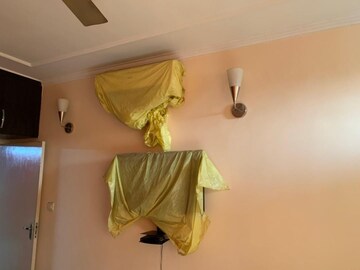 Furnished Amenities in 2 BHK Apartment at Omaxe Heights, Sector 86 – for Rent