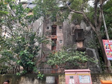 1 RK Apartment – Exterior View View at Chaitali CHS Bandra, Bandra East - for Sale