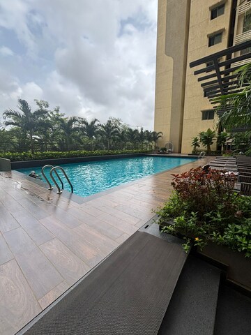 Swimming Pool in 2 BHK Apartment at Sheth Vasant Blossom, Marol – for Rent