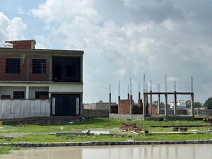  Plot – Exterior View View at Itaunja - for Sale