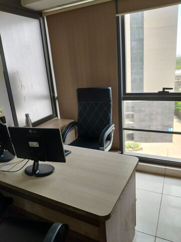  Office Space For Rent in True Westgate Business Bay, Makarba
