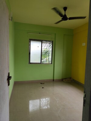 Room in 2 BHK Apartment at Perfect Abanti Nihar, Barasat – for Sale