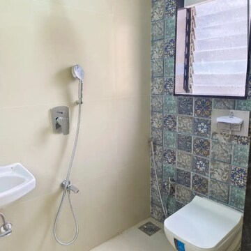 Bathroom in 1 BHK Apartment at Kandivali West – for Rent