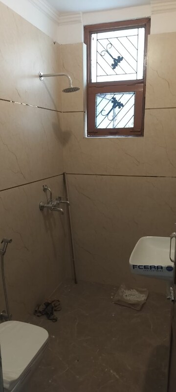 Bathroom in 1 BHK Builder Floor at Vaishali Sector 3 – for Sale