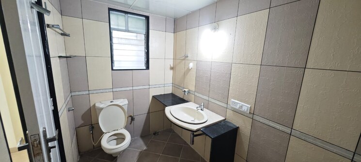 Bathroom, rama-capriccio-phase-i 2 Bedroom 1000 Sq.Ft. Apartment In Wakad Pune 9049156