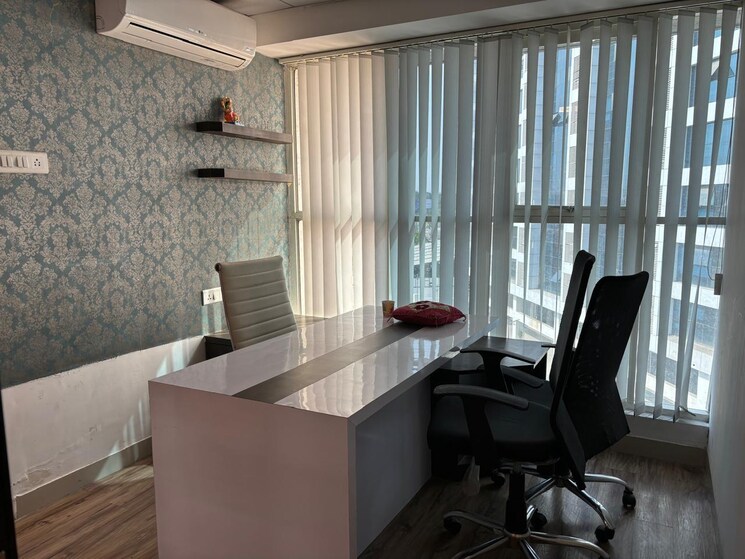 Team Area, kolte-patil-downtown Commercial Office Space 1000 Sq.Ft. In Kharadi Pune 9049141