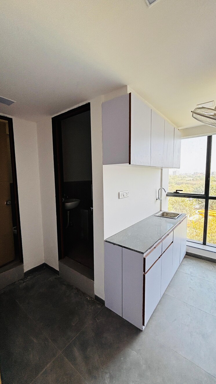 Kitchen, kp-epitome Commercial Office Space 1706 Sq.Ft. In Makarba Ahmedabad 9049279