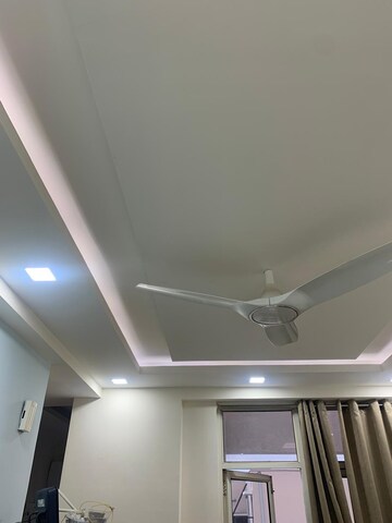 Furnished Amenities in 2 BHK Apartment at Shree Vardhman Mantra, Sector 67 – for Rent