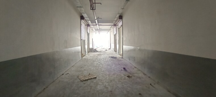 Room, foundry nagar Commercial Co Working Space 2068 Sq.Ft. In Foundry Nagar Agra 9049516