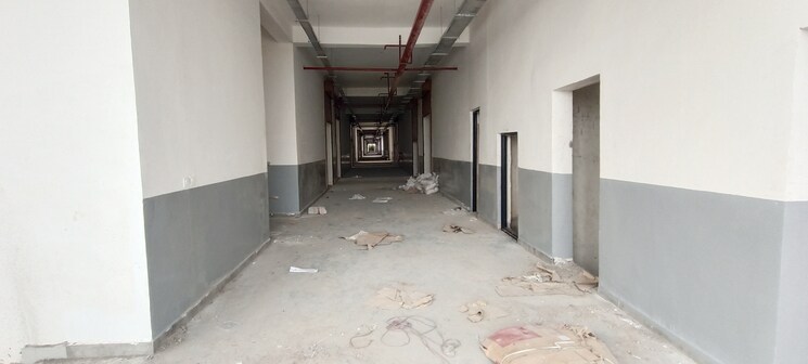 Room, foundry nagar Commercial Co Working Space 2068 Sq.Ft. In Foundry Nagar Agra 9049516