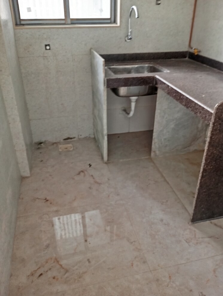 Bathroom, crystal-paradise-residences 1 Bedroom 410 Sq.Ft. Apartment In Andheri East Mumbai 9049453
