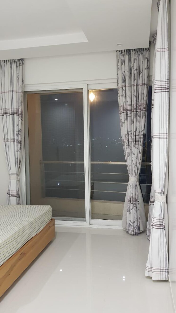 Bathroom, metro-jazz 4 Bedroom 2000 Sq.Ft. Apartment In Baner Pune 9049451