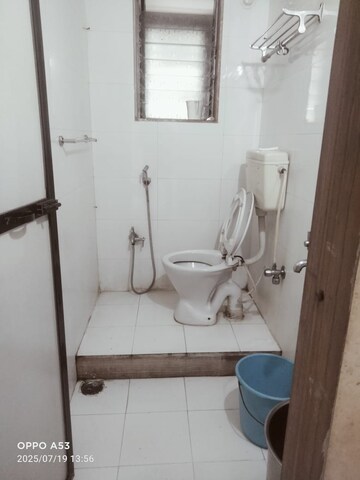 Bathroom in 1 BHK Apartment at Sector 27 Belapur – for Rent