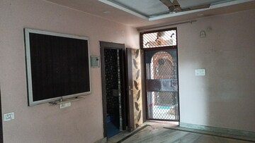 Living Room in 1 BHK Builder Floor at Vaishali Sector 3 – for Rent