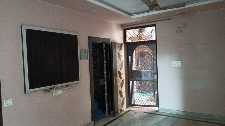 Living Room, vaishali sector 3 1 Bedroom 600 Sq.Ft. Builder Floor In Vaishali Sector 3 Ghaziabad 9049539