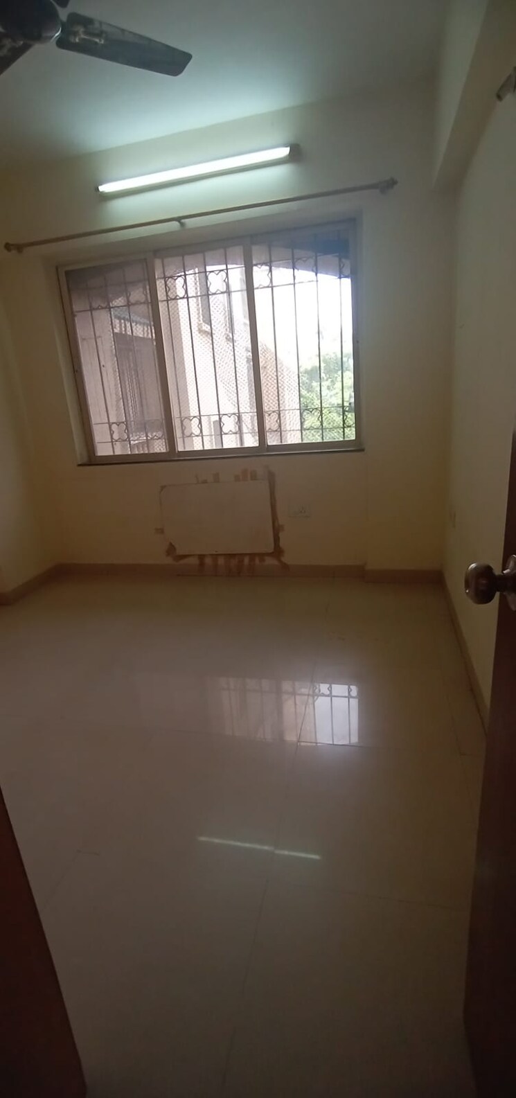 Room, dosti-group-acres 2 Bedroom 680 Sq.Ft. Apartment In Wadala East Mumbai 9049514