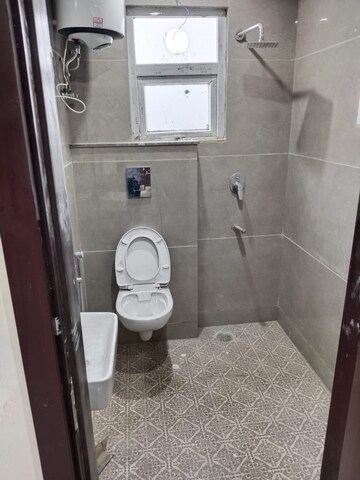 2 BHK Builder Floor For Rent in RWA Residential Society Sector 46, Sector 46