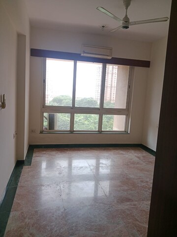 Room in 4 BHK Apartment at Hiranandani Gardens Octavius, Powai – for Rent