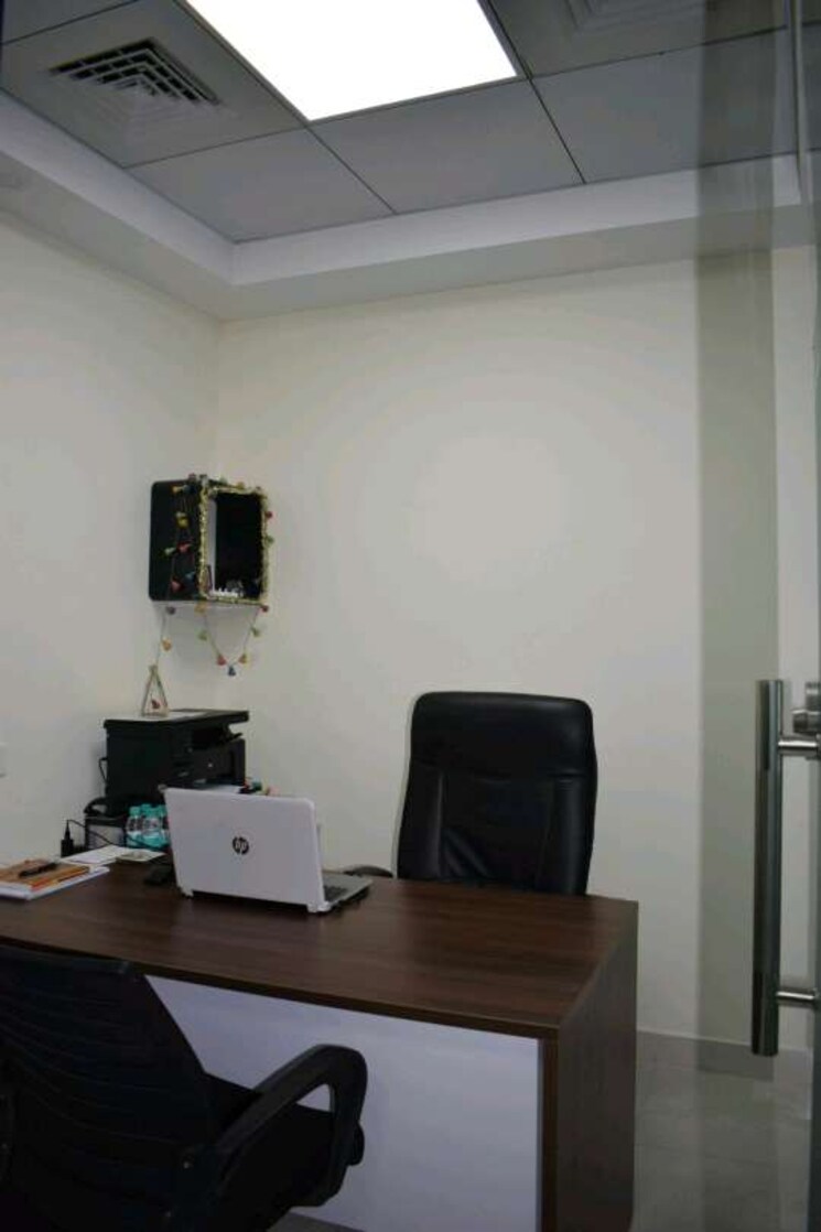Living Room, sector 135 Commercial Office Space 1025 Sq.Ft. In Sector 135 Noida 9049635