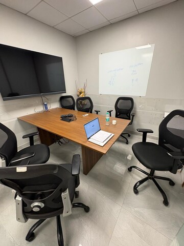  Office Space For Rent in Malad West