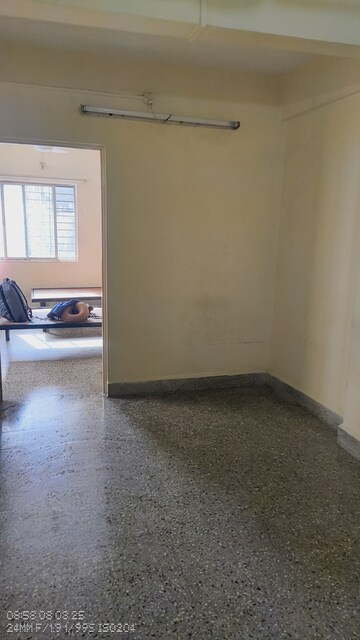 Room in 1 BHK Villa at Karve Nagar – for Rent