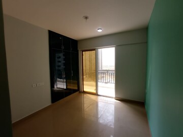 Room in 2 BHK Apartment at Presithum 1, Sector 25 Yamuna Expressway – for Rent