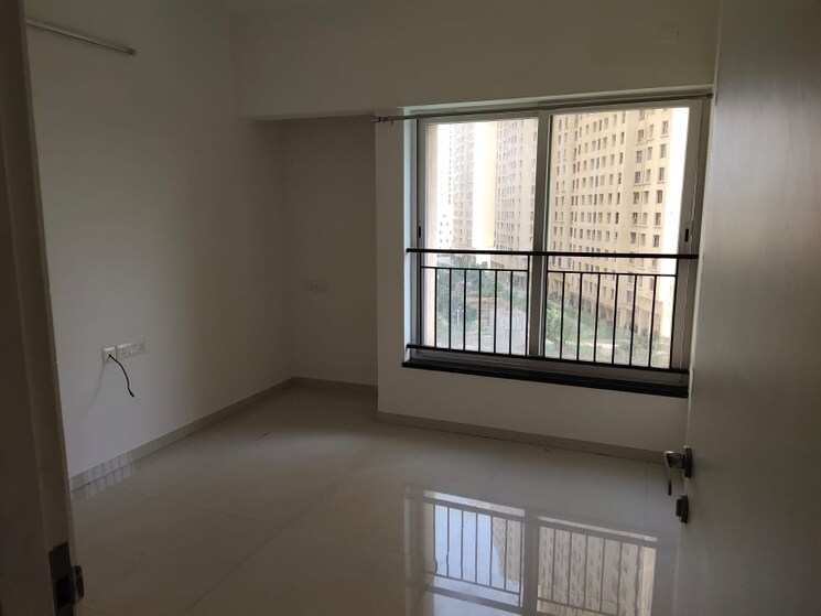 Room, rustomjee-urbania-azziano 2 Bedroom 800 Sq.Ft. Apartment In Thane West Thane 9049701