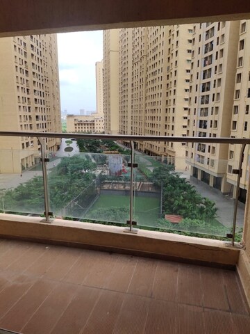 Swimming Pool in 2 BHK Apartment at Rustomjee Urbania Azziano, Thane West – for Rent