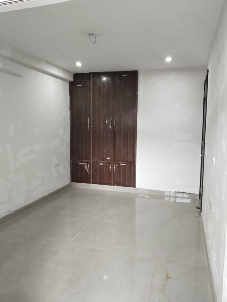Room, rwa-residential-society-sector-46 2 Bedroom 900 Sq.Ft. Builder Floor In Sector 46 Gurgaon 9049687