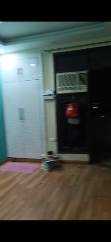 Bathroom in 2 BHK Apartment at SRS Royal Hills, Sector 87 – for Rent