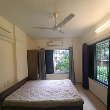 Bedroom in 3 BHK Apartment at Palai Residency, Kings Circle – for Rent