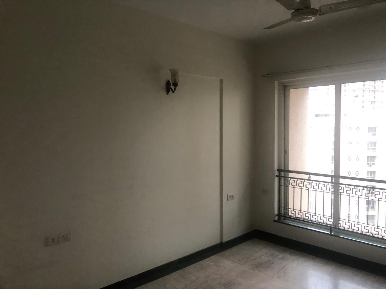 2 BHK Apartment For Rent in Hiranandani Estate