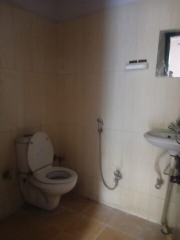Bathroom in 2 BHK Builder Floor at Ardee City, Sector 52 – for Rent