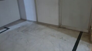 Room in 1 BHK Builder Floor at Vaishali Sector 3 – for Rent