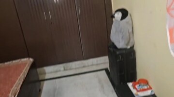 Bedroom in 1 BHK Builder Floor at Vaishali Sector 3 – for Rent