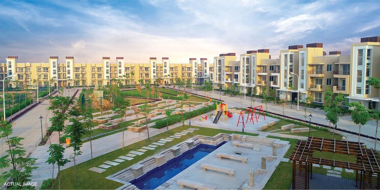 Swimming Pool, bptp-parkland-pride 4 Bedroom 1382 Sq.Ft. Apartment In Sector 77 Faridabad 9049804