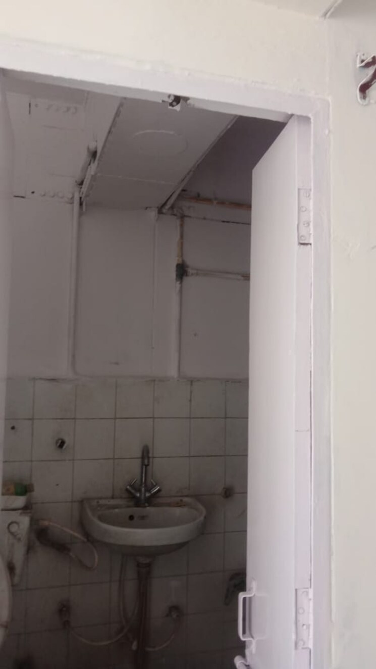 Master Bedroom, yamuna-bulding 2 Bedroom 1600 Sq.Ft. Apartment In Gomti Nagar Lucknow 9049848